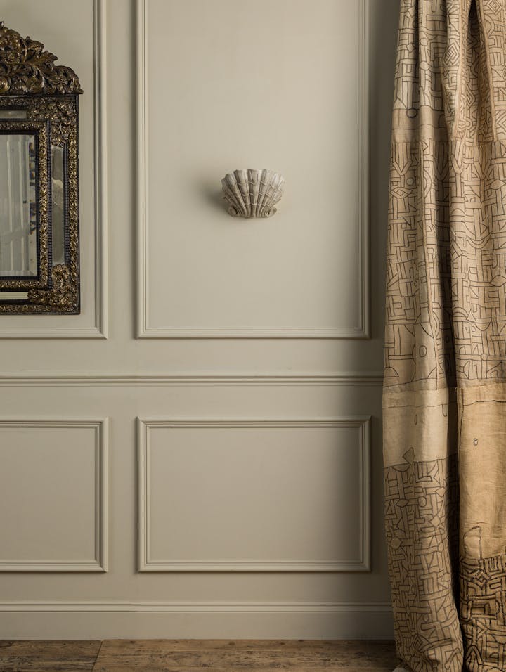 Cox-London-Furniture-Lighting-and-Art-Studio-Shell-Uplighter-01