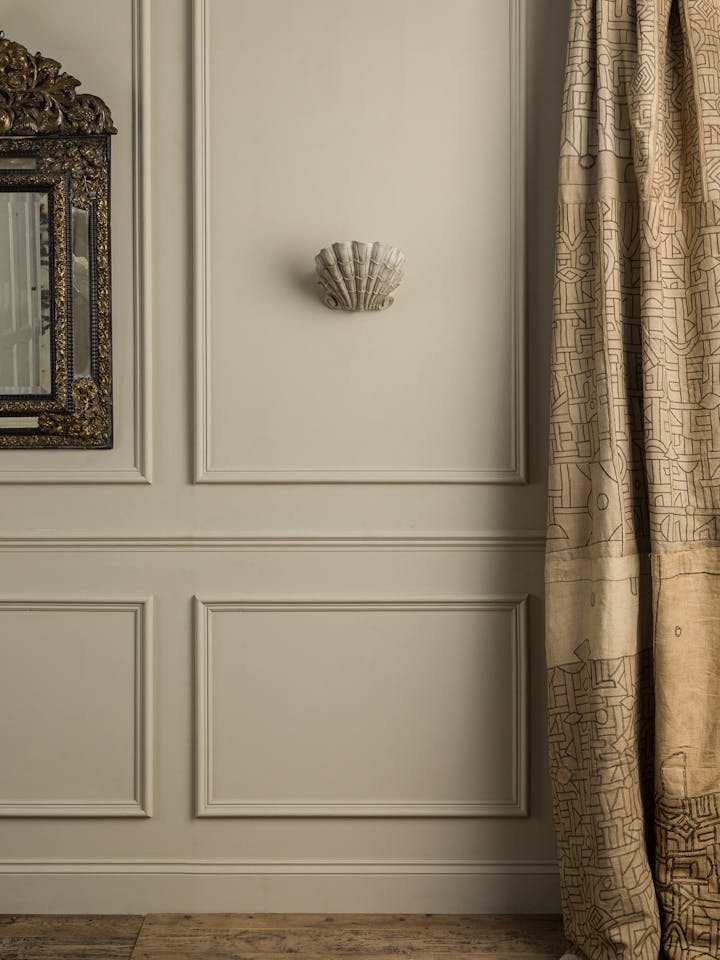 Cox-London-Furniture-Lighting-and-Art-Studio-Shell-Uplighter-01