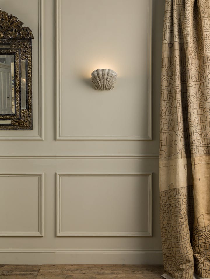 Cox-London-Furniture-Lighting-and-Art-Studio-Shell-Uplighter-06