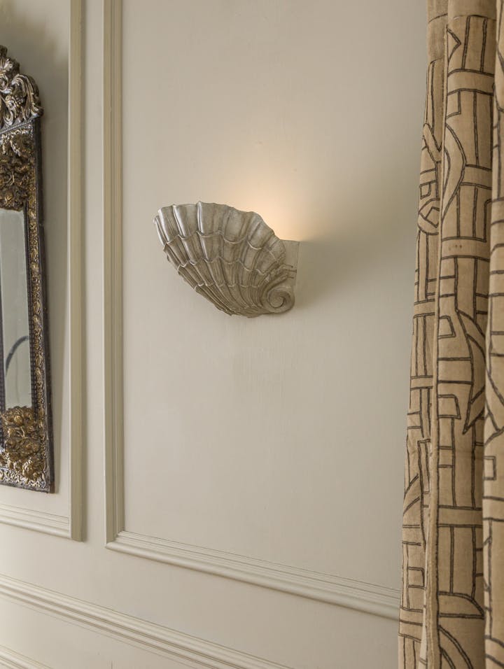 Cox-London-Furniture-Lighting-and-Art-Studio-Shell-Uplighter-07