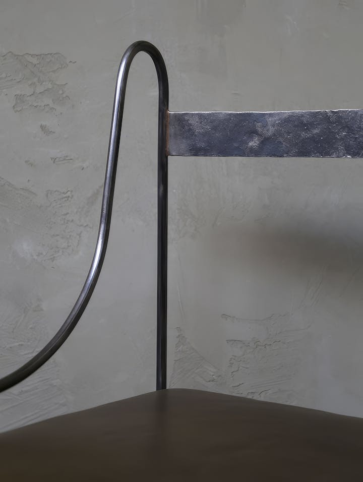 Cox-London-Furniture-Lighting-and-Art-Studio-CPF32-Ogun-Chair-04