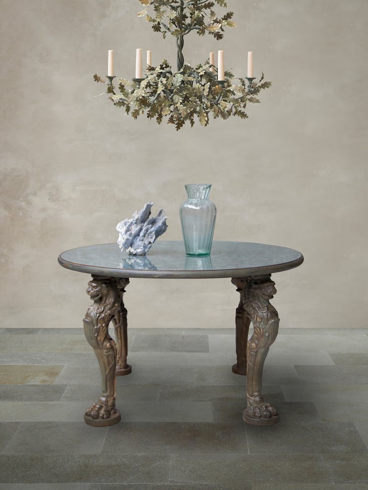 Cox-London-Furniture-Lighting-and-Art-Studio-CPT09-Lion-Paw-table-01