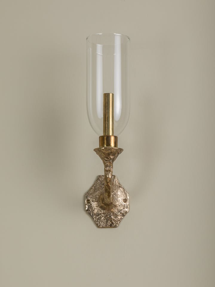 Cox-London-Furniture-Lighting-and-Art-Studio-Dantes-Golden-Wall
