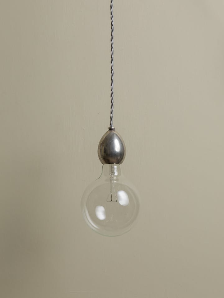 Cox-London-Furniture-Lighting-and-Art-Studio-Caravaggio-Wall-Light-04