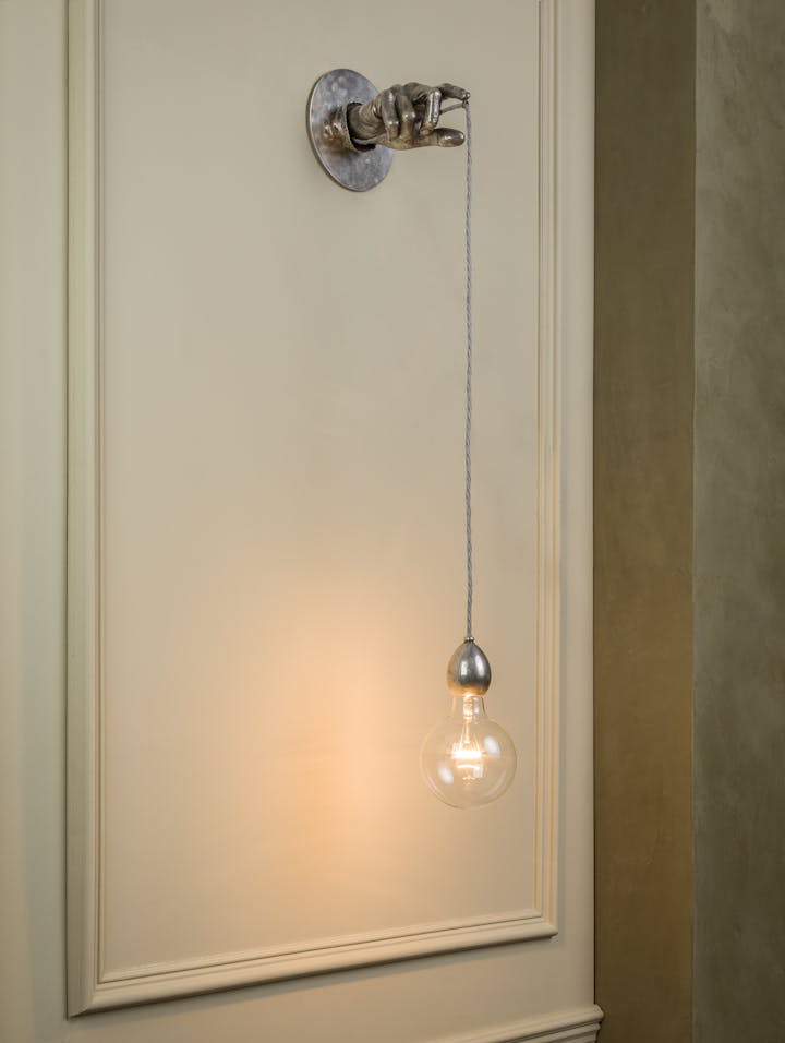 Cox-London-Furniture-Lighting-and-Art-Studio-Caravaggio-Wall-Light-06