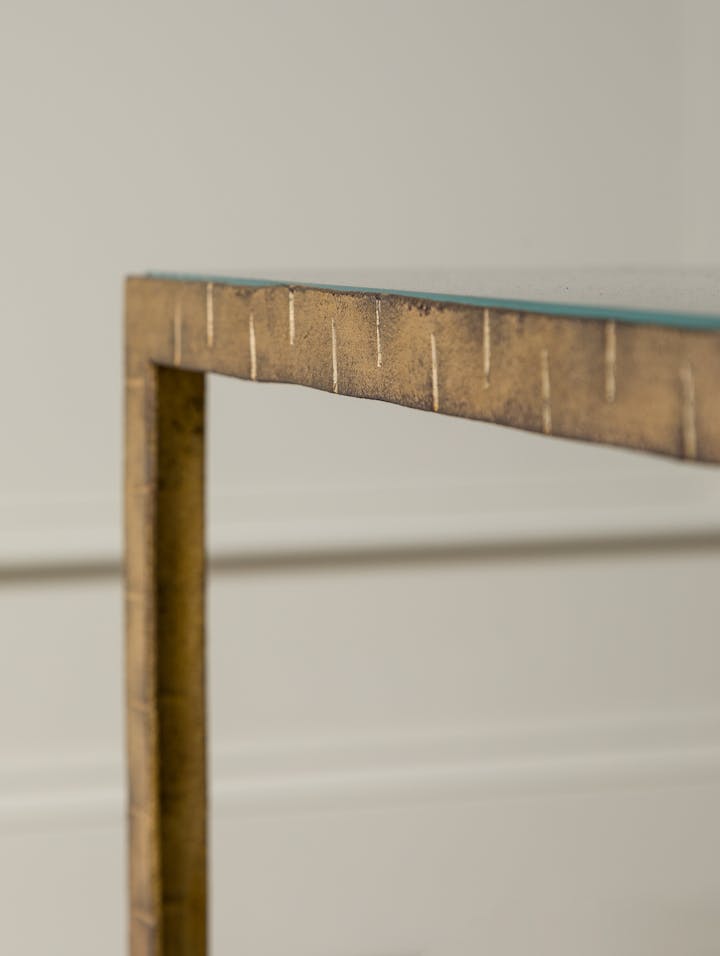 Cox-London-Furniture-Lighting-and-Art-Studio-Chisel-Side-Table-05