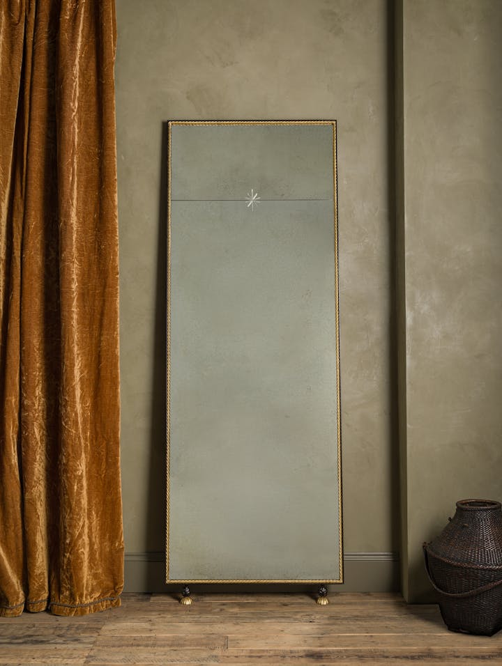 Cox-London-Furniture-Lighting-and-Art-Studio-Cut-Star-Mirror-01