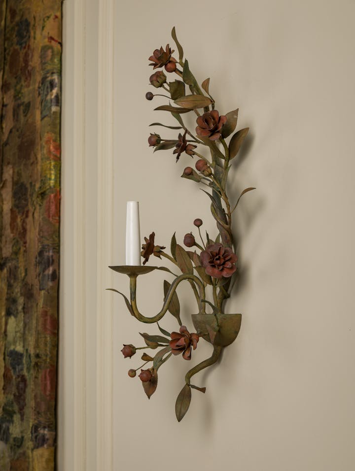 Cox-London-Furniture-Lighting-and-Art-Studio-CPW42-Floral-Wall-Light-04