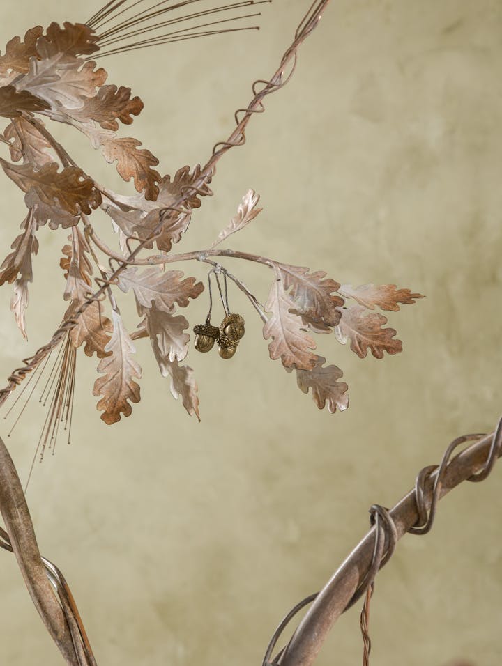 Cox-London-Furniture-Lighting-and-Art-Studio-Mater Quercus-09