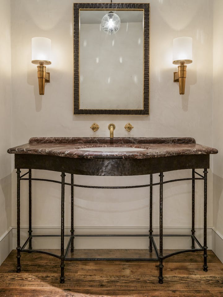 Rosso Washstand