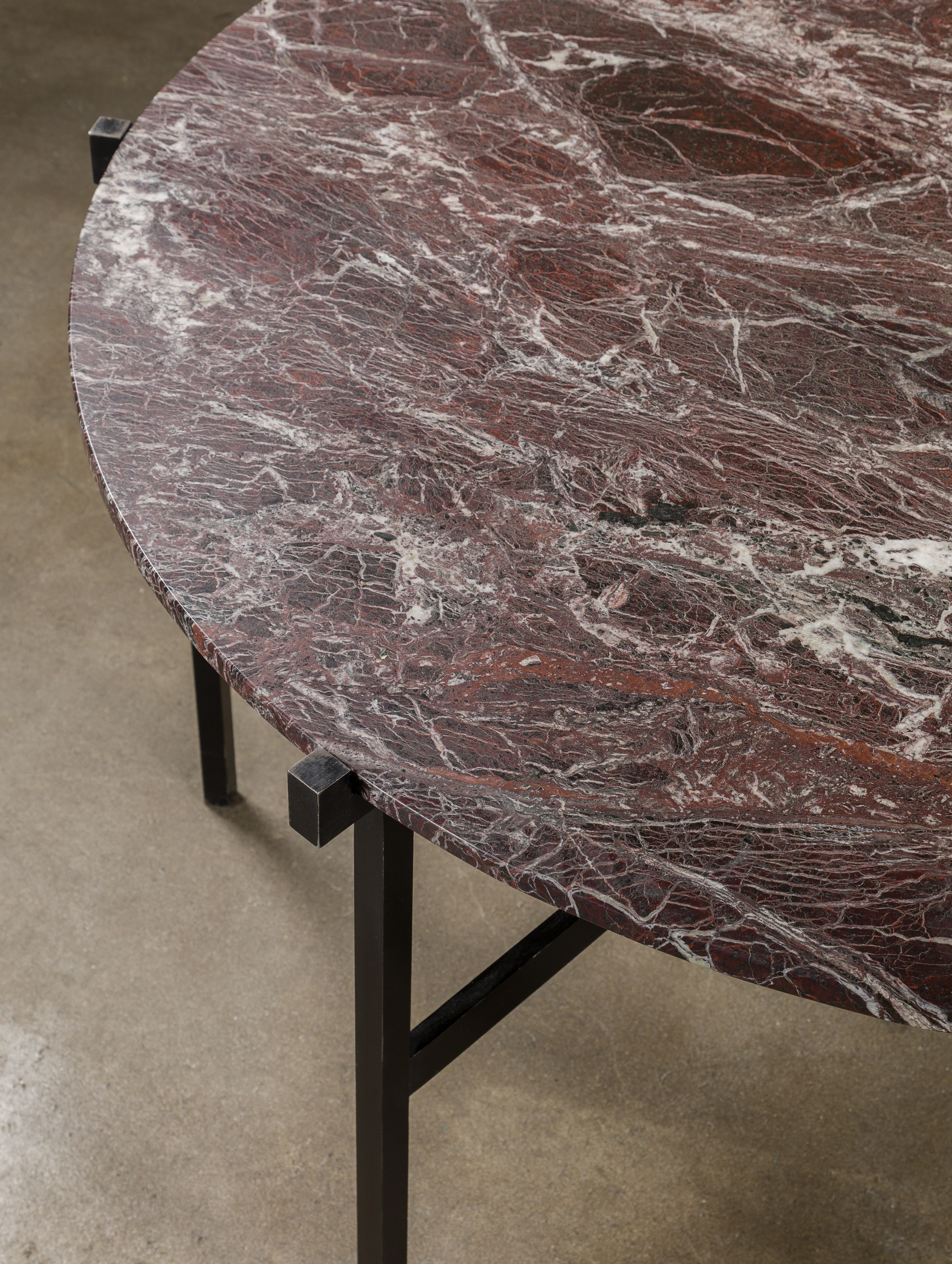 Cox-London-Furniture-Lighting-and-Art-Studio-Rosso Levanto Plinth-04