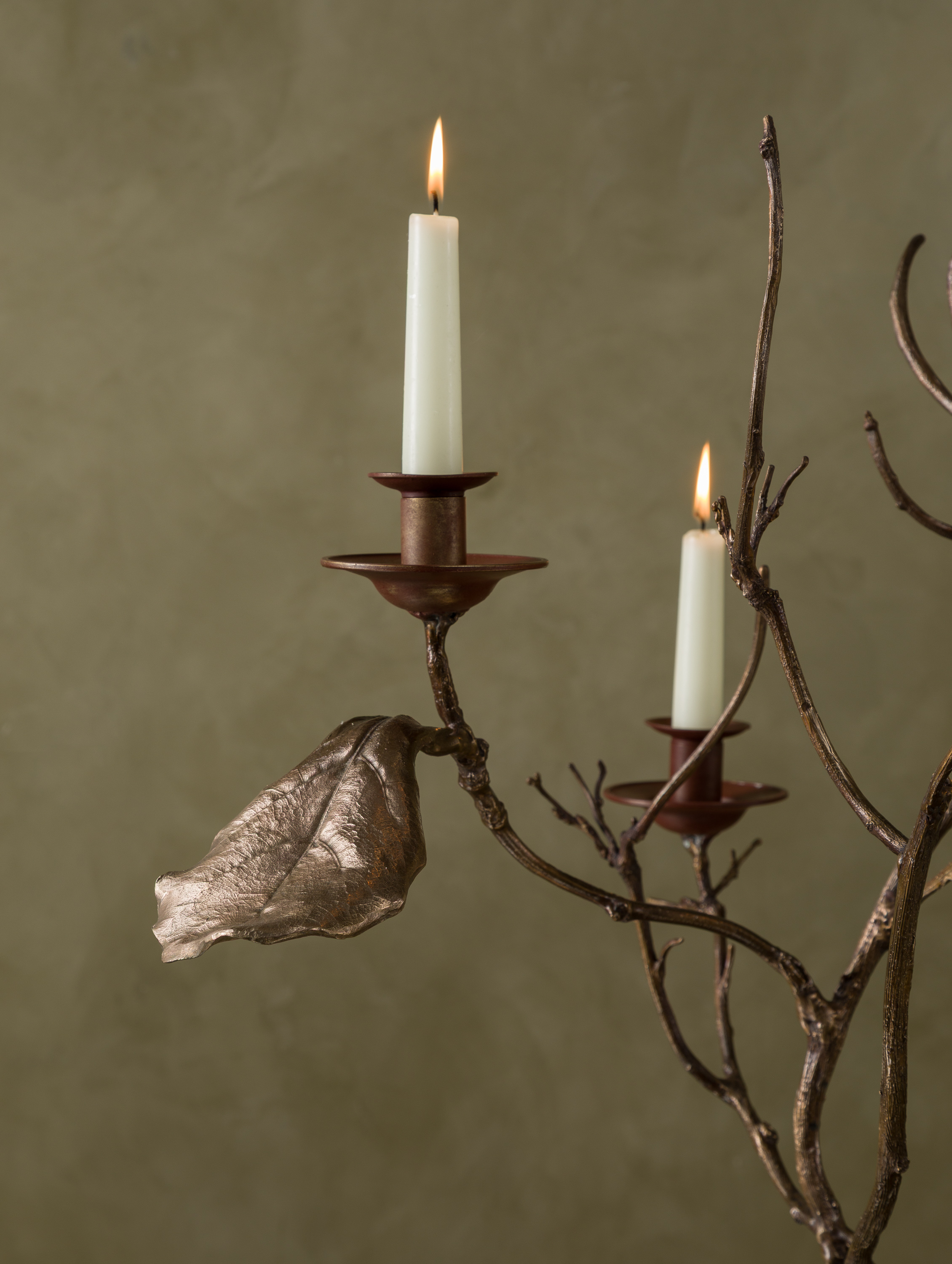 Cox-London-Furniture-Lighting-and-Art-Studio-Fig Wisteria With Mouse 77cm-04