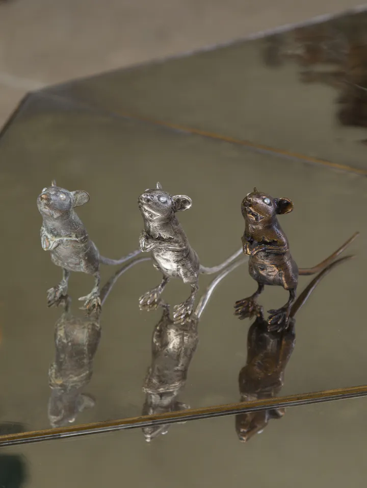 Cox-London-Furniture-Lighting-and-Art-Studio-Curious Mouse - all finishes-01