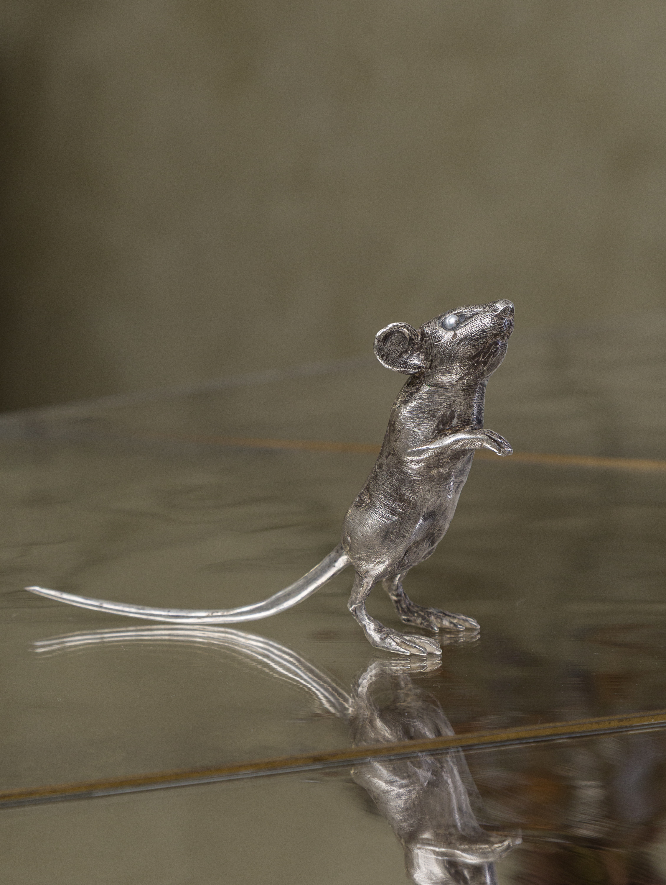 Cox-London-Furniture-Lighting-and-Art-Studio-Curious Mouse - silver plated bronze-02