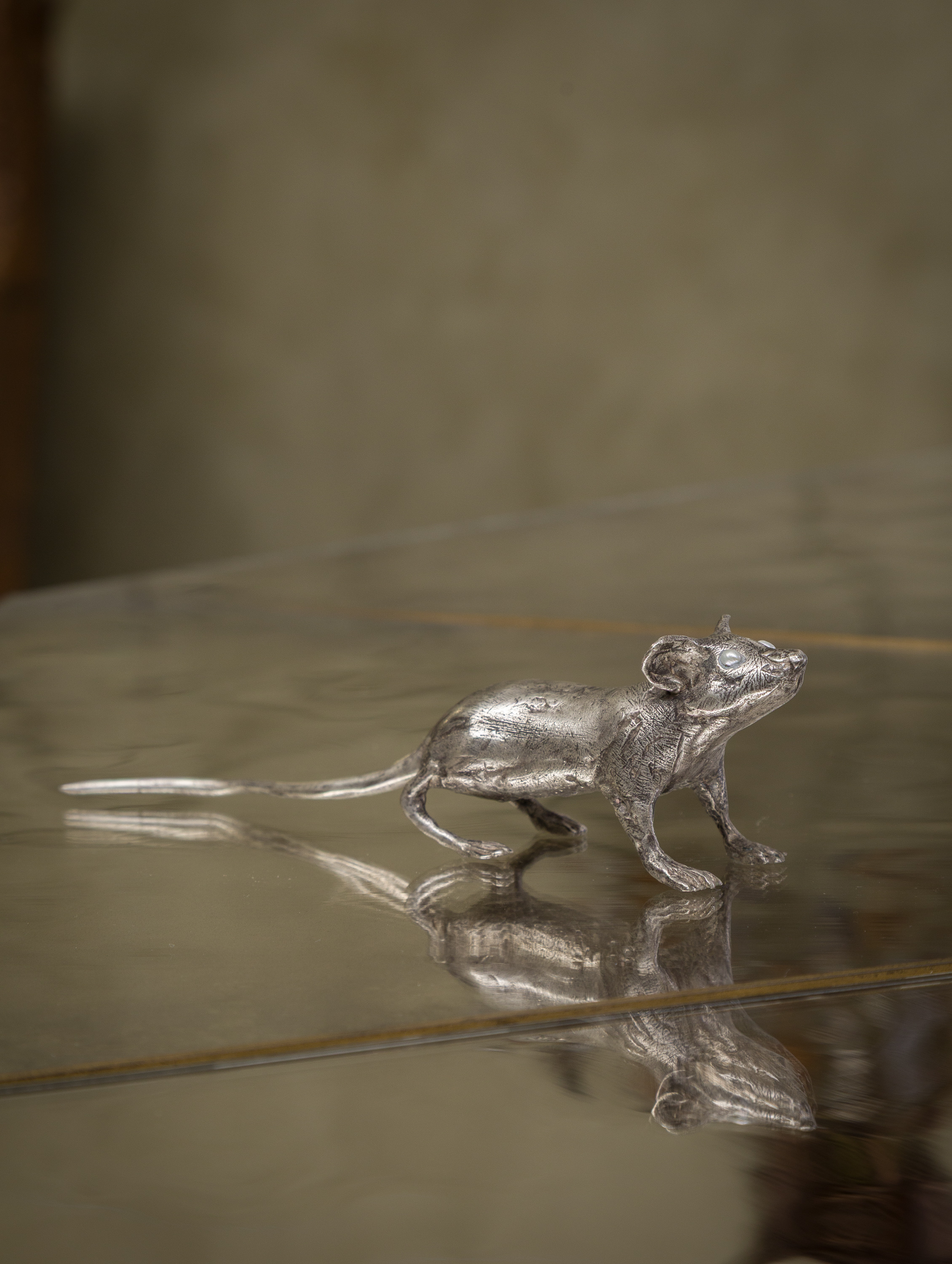 Cox-London-Furniture-Lighting-and-Art-Studio-Cautious Mouse - silver plated bronze-07