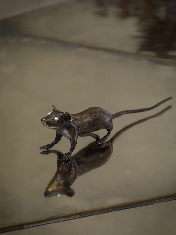 Cox-London-Furniture-Lighting-and-Art-Studio-Cautious Mouse - rich bronze-05