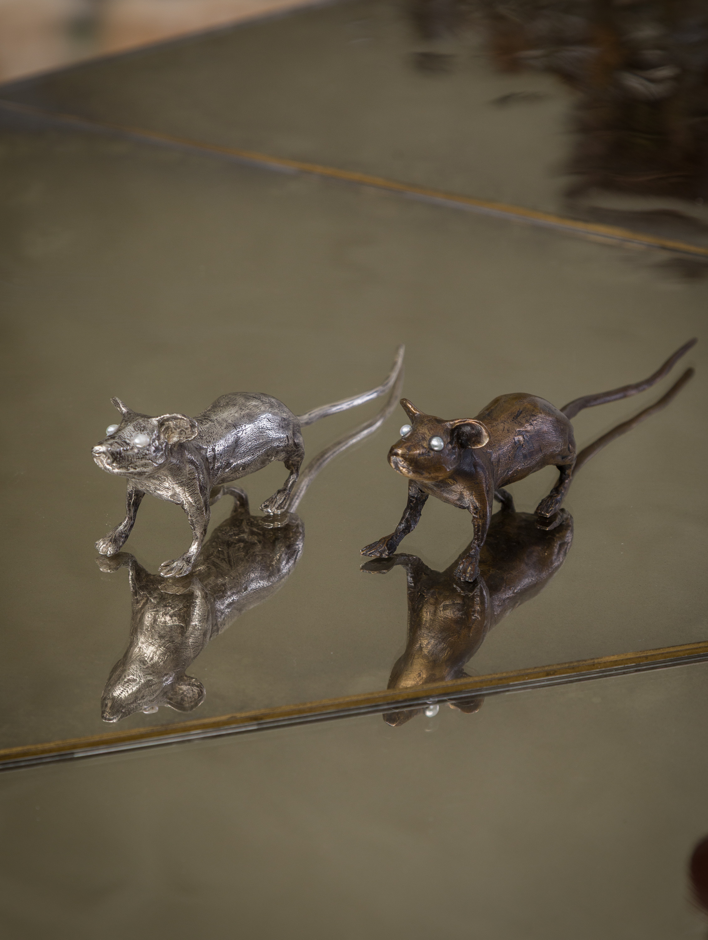 Cox-London-Furniture-Lighting-and-Art-Studio-Cautious Mouse - all finishes-06