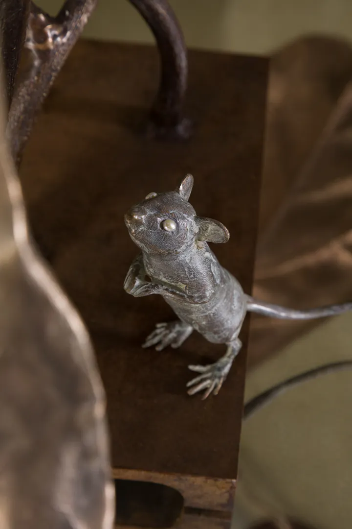 Cox-London-Furniture-Lighting-and-Art-Studio-Fig Wisteria Infinite Vine-04