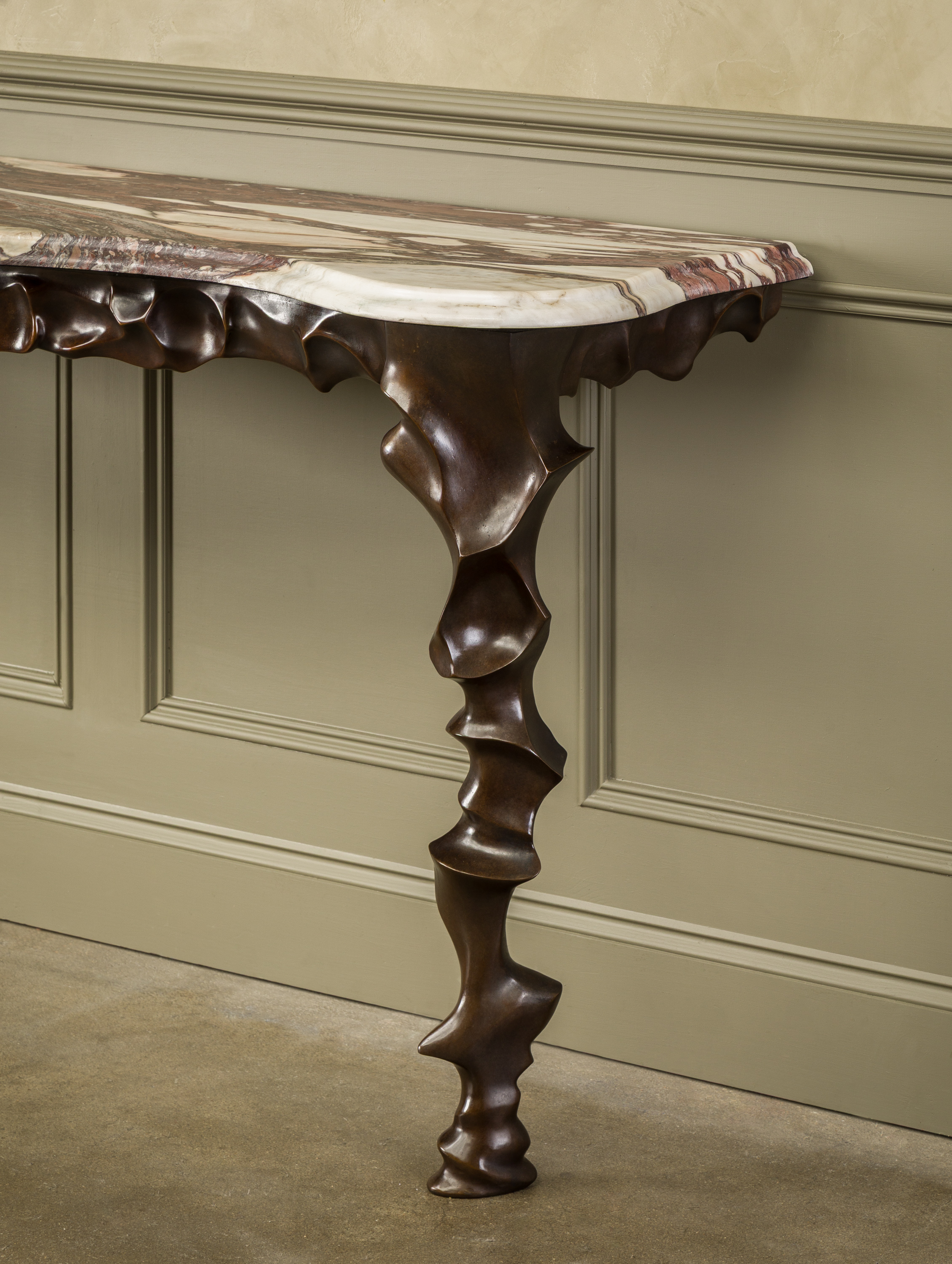 Cox-London-Furniture-Lighting-and-Art-Studio-Moifaa Console-04