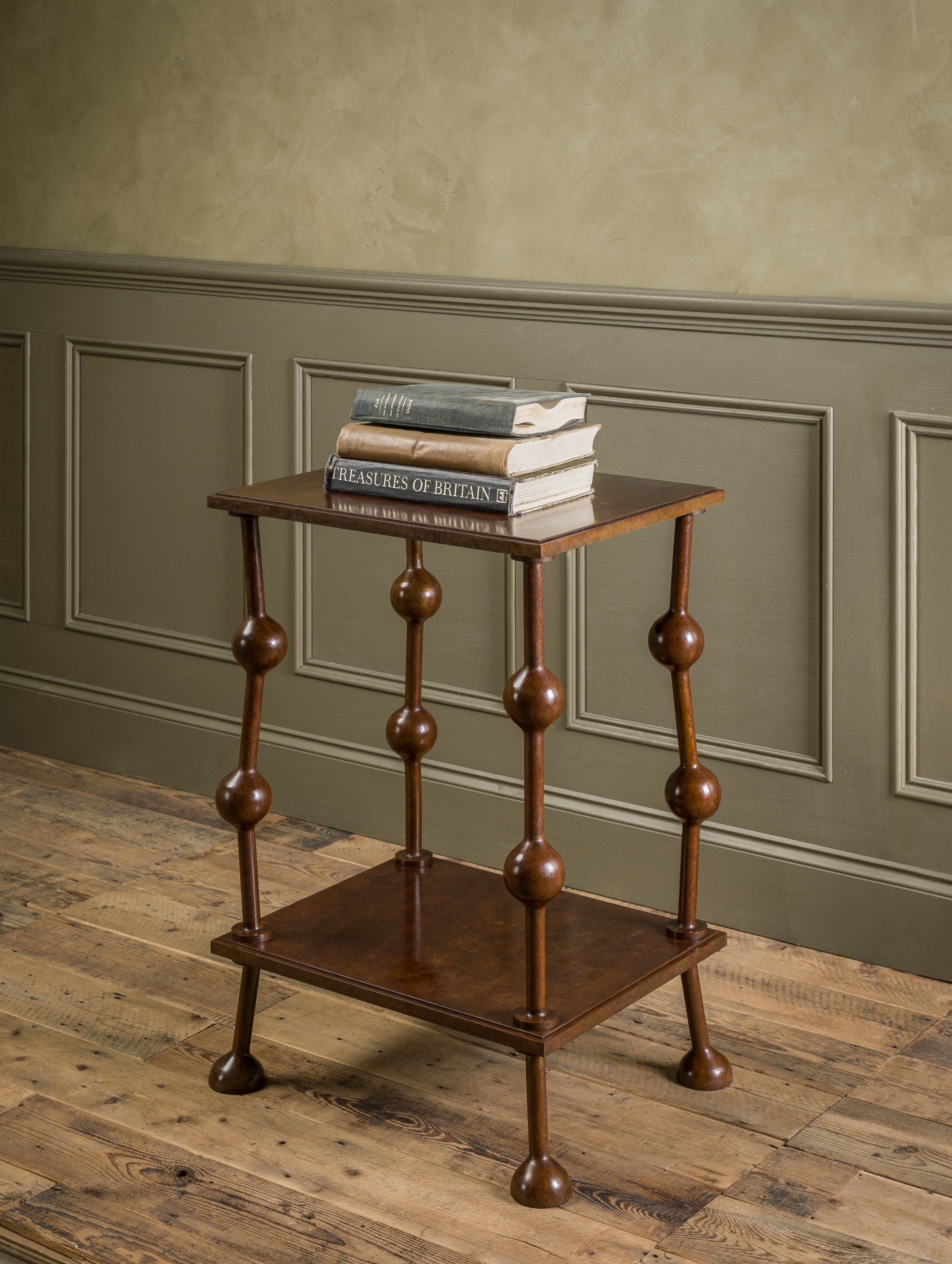 Cox-London-Furniture-Lighting-and-Art-Studio-Small Tremble-02