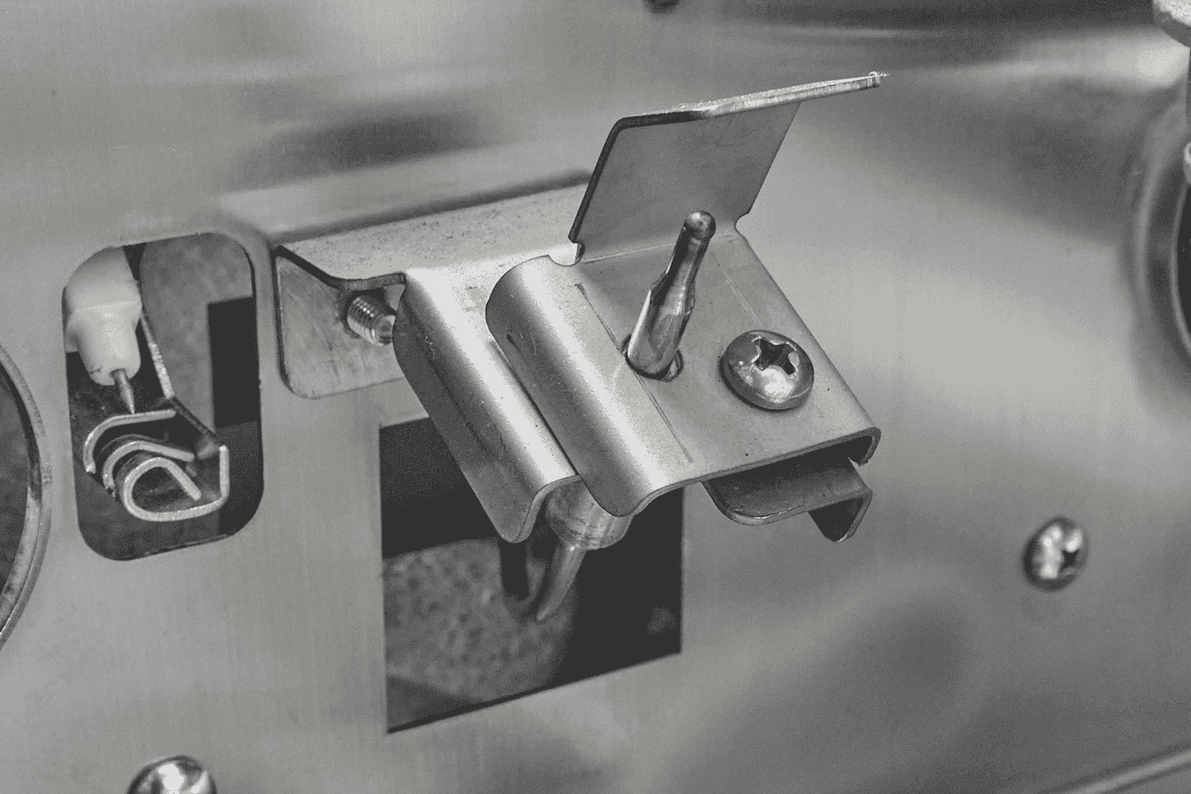 Safety Valve with thermocouple on Coyote SL-Series Grill