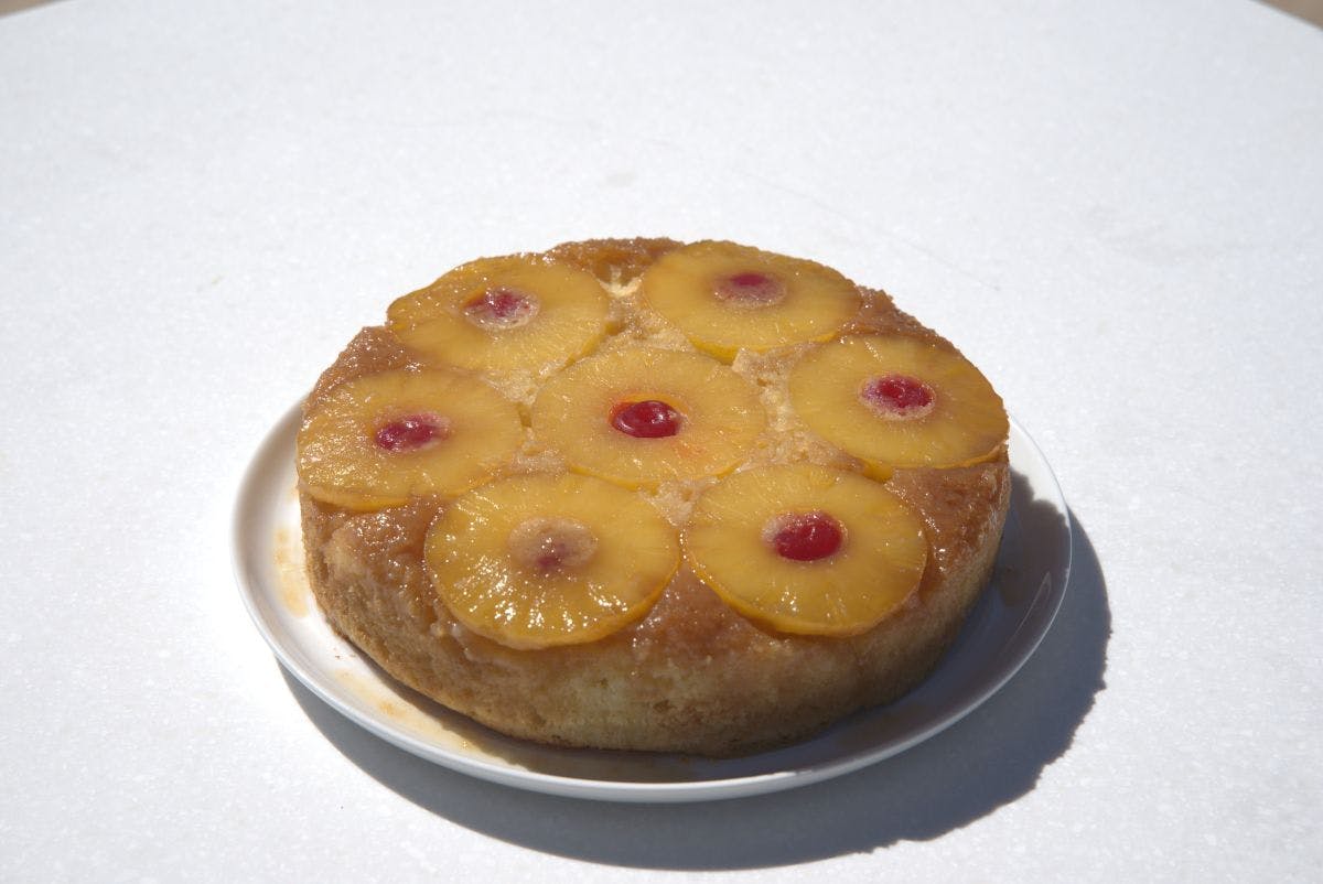DESSERT - PINEAPPLE UPSIDE DOWN CAKE