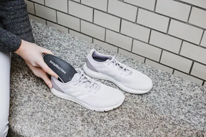 Einlagen in Schuhe