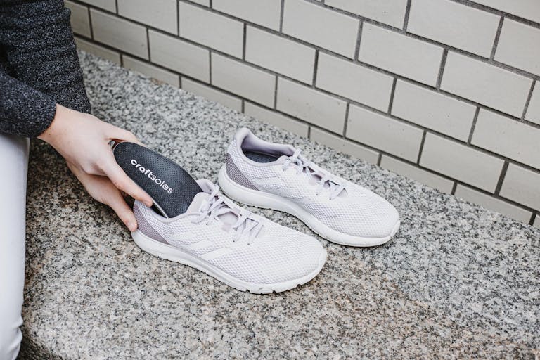 Einlagen in Schuhe