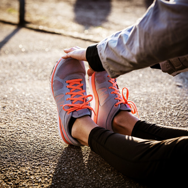 Dehnen nach dem Joggen