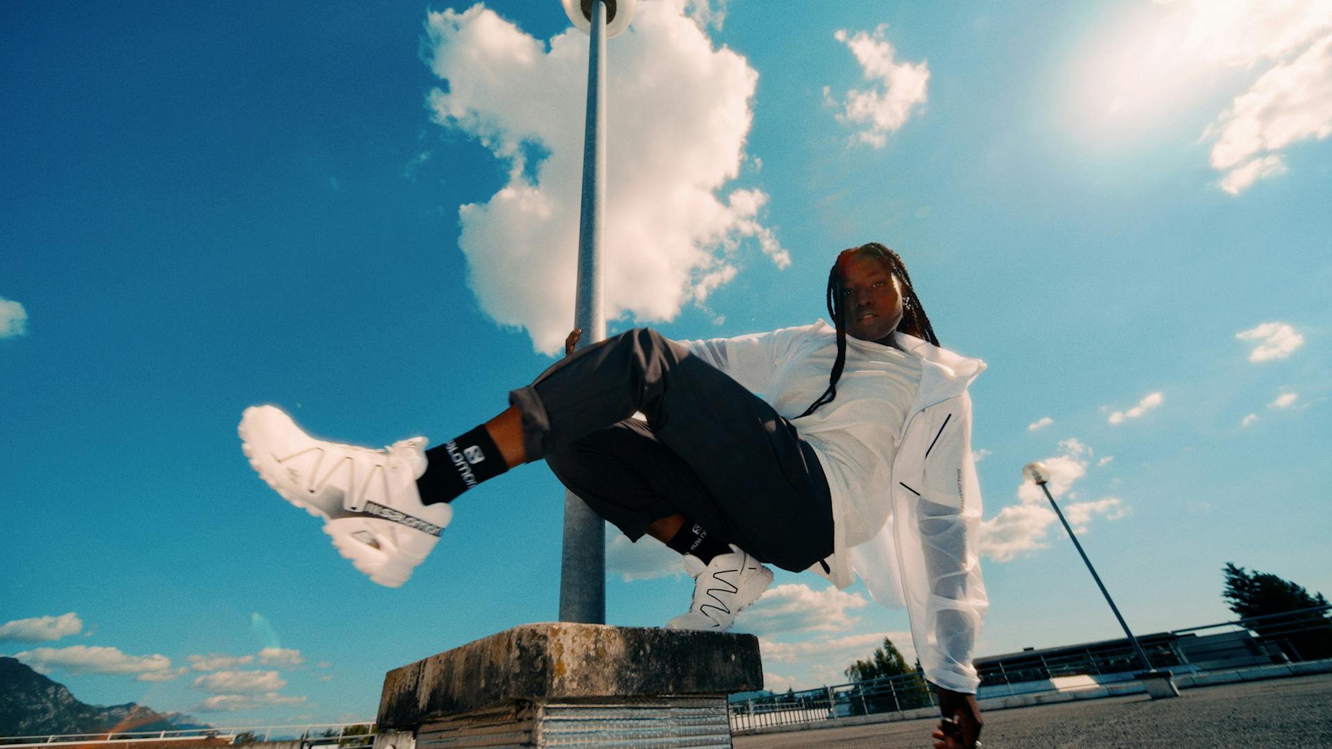 SALOMON-S/PLUS-CREATIVE-DOING