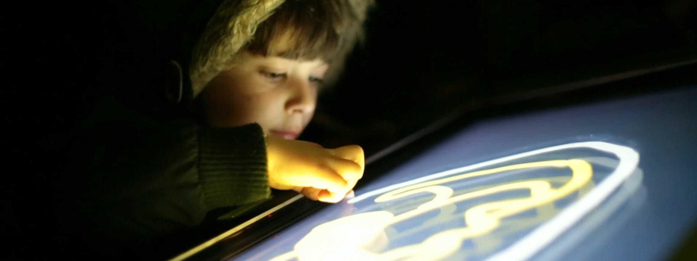 Colour the Dark - Light painting Interactive