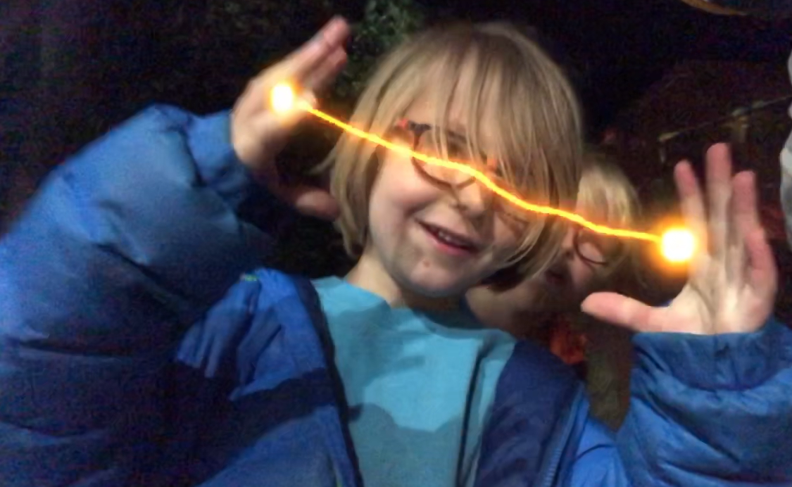 Lightning Hands - Device-free AR interactive