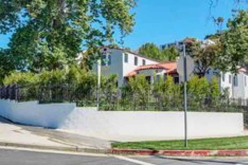 Single-Family Property in Los Feliz, Los Angeles County