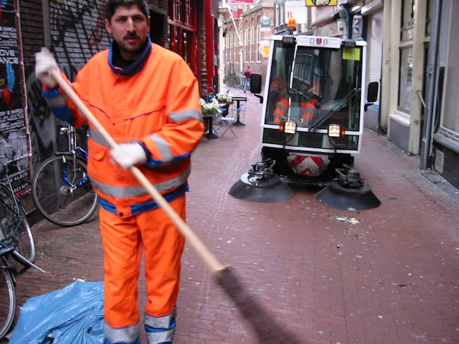 Straatvegen in Amsterdam