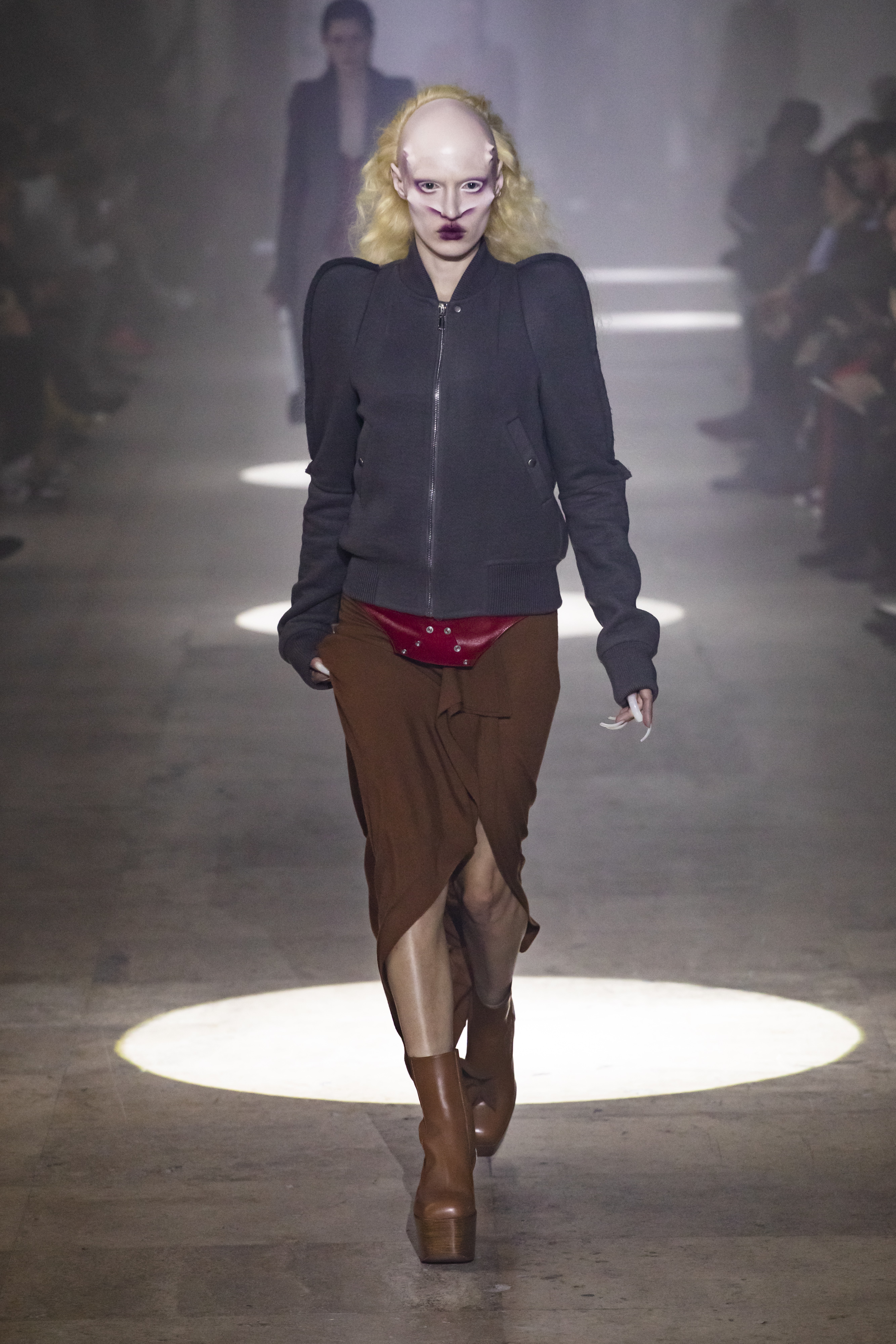 RICK OWENS RUNWAY WOMENS FW19 LARRY