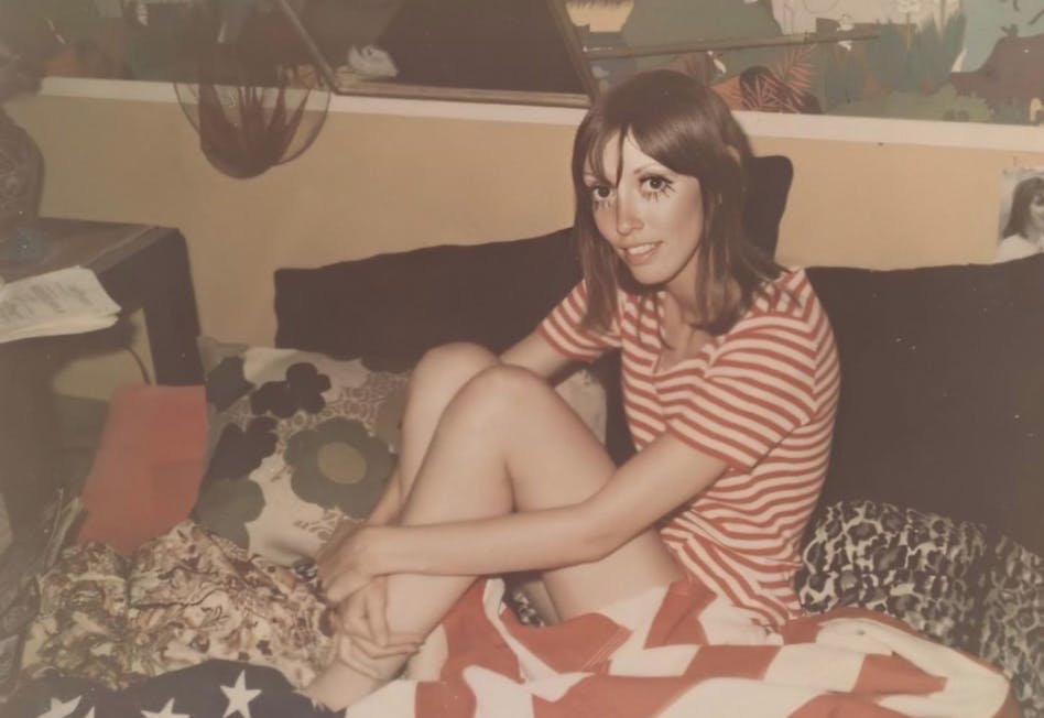 Shelley Duvall's most iconic outfits.