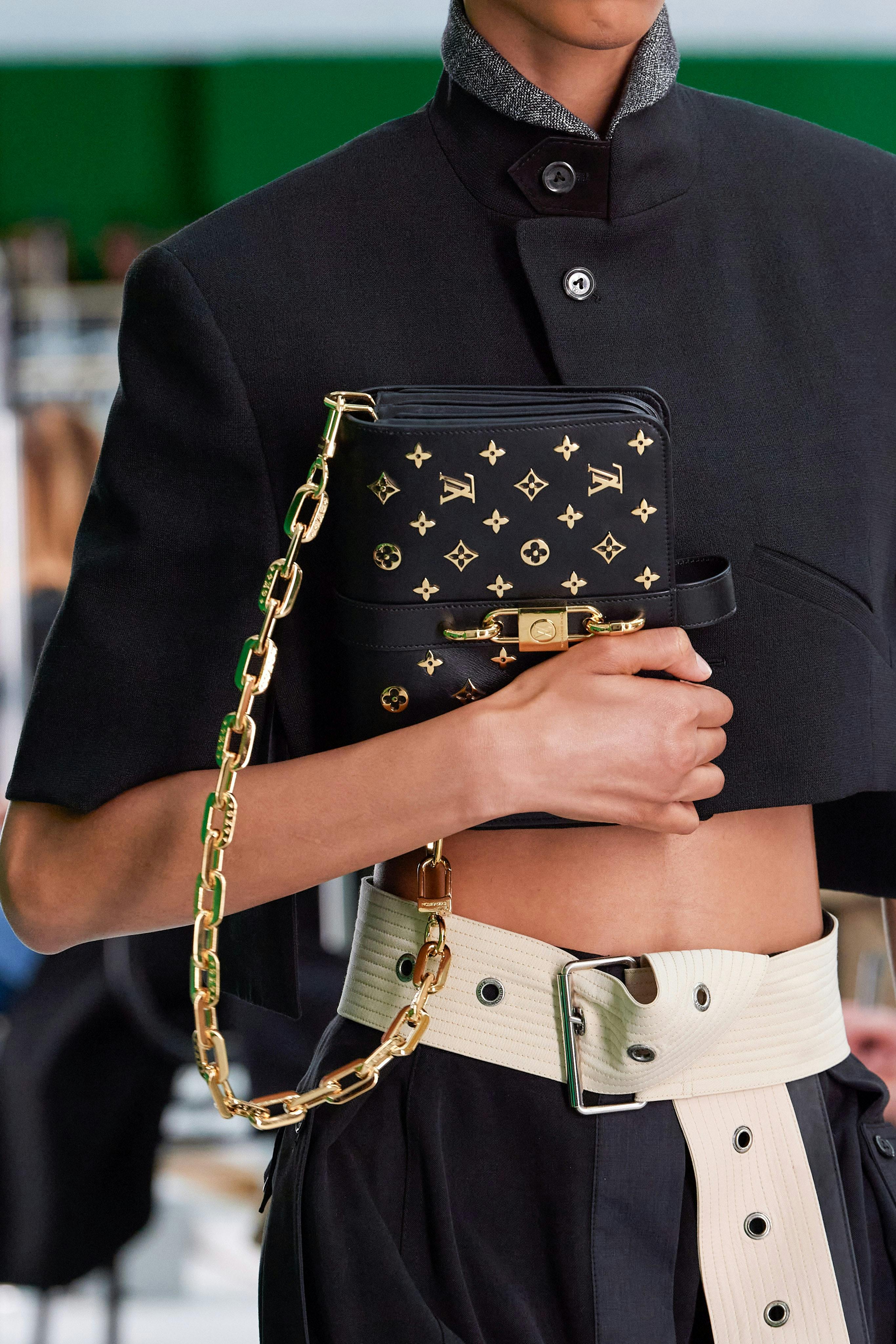 LOUIS VUITTON SPRING 2021 READY-TO-WEAR DETAILS