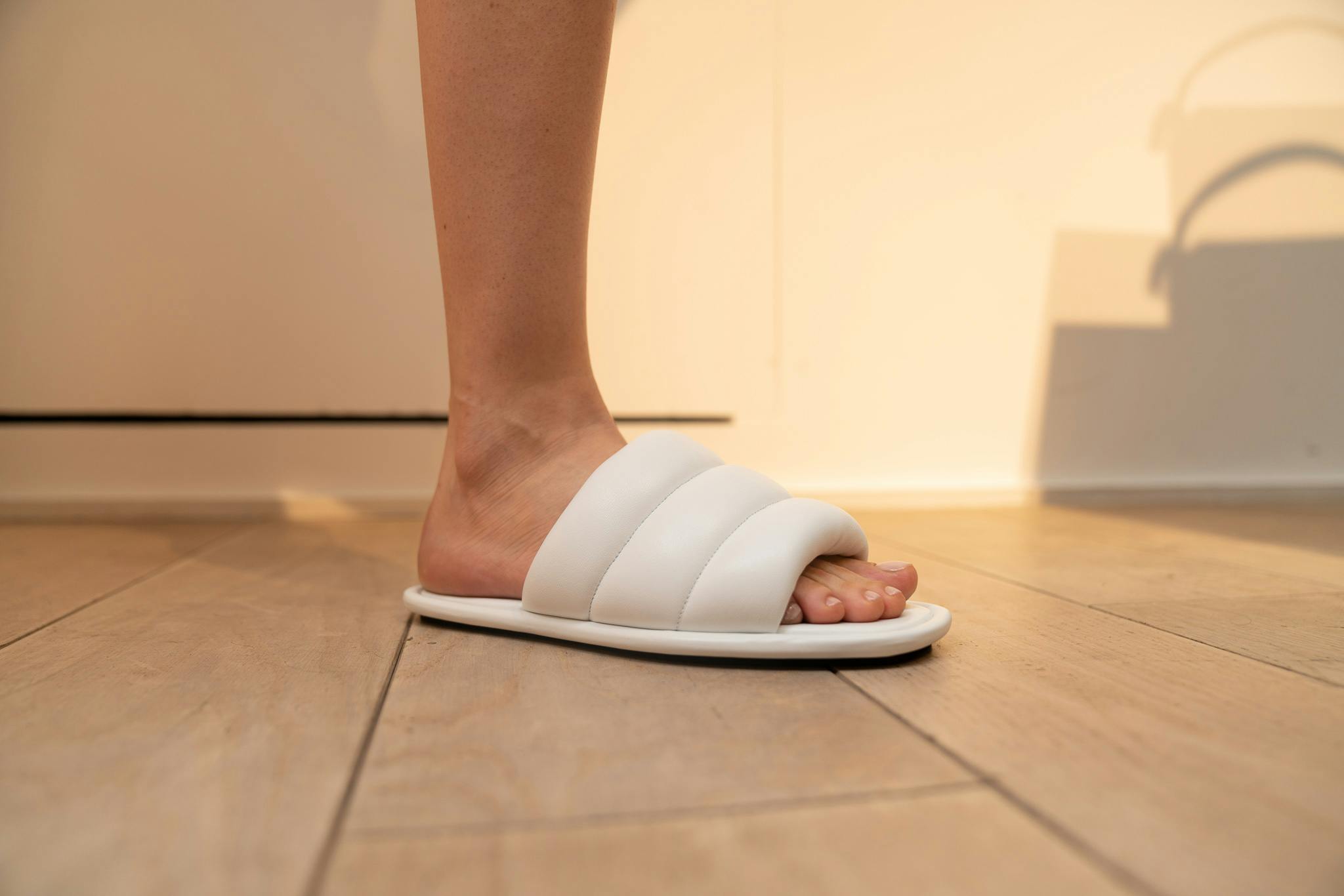 Proenza Schouler Showroom	Puffy Flat Sandal in White SS20 RTW