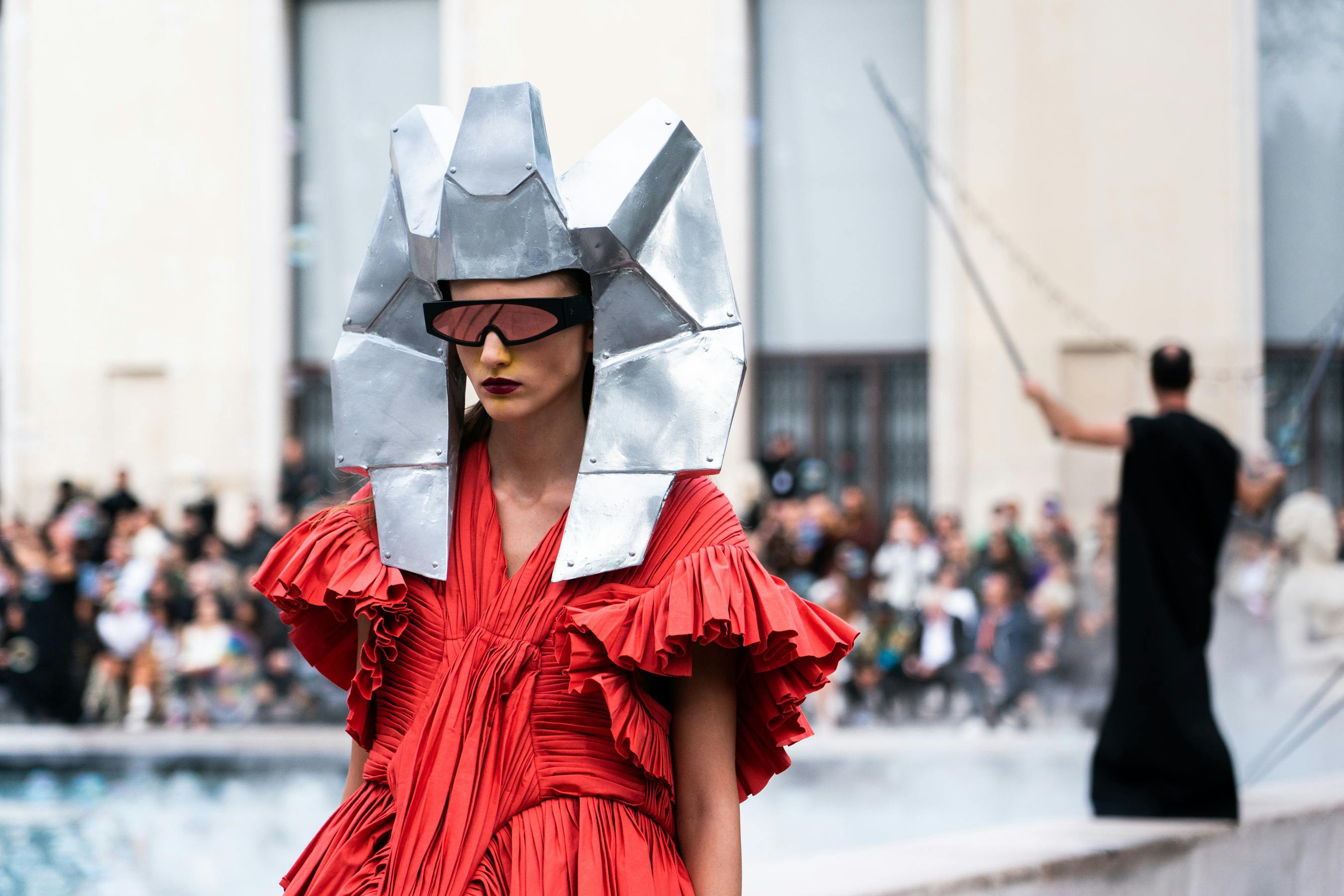 Rick Owens Runway Details Silver Aztec Headpiece Retro Futuristic Black Rectangular Framed Sunglasses With Red Reflective Lenses Red Ruffled Long Gown Womens SS20 Tecautl