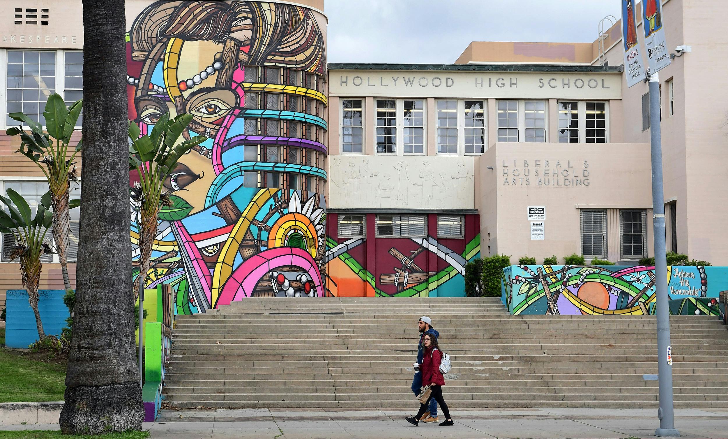 L.A. and San Diego school districts to start year online as virus cases surge.