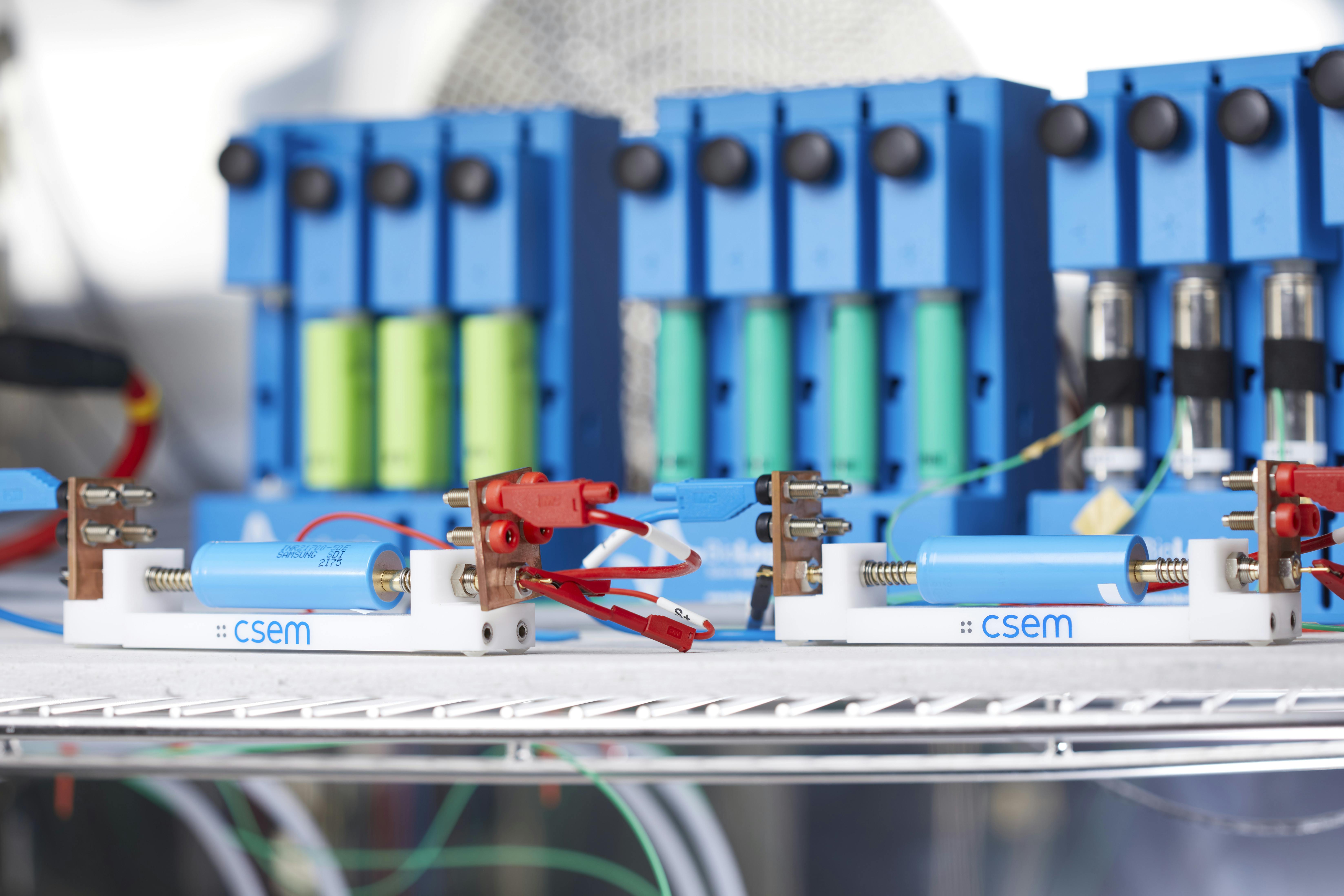 Batteriezellen-/Stapelüberwachungssystem