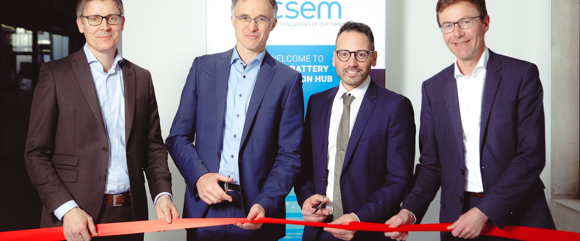 Battery Innovation Hub inauguration : (from left to right) Alexandre Pauchard (CSEM, CEO), Andreas Hutter (CSEM, Group Leader Energy Systems), Andrea Ingenito (CSEM, Group Leader Sustainable Energy) and Pierre-Alain Leuenberger (Neuchâtel Cantonal Bank, General Director).