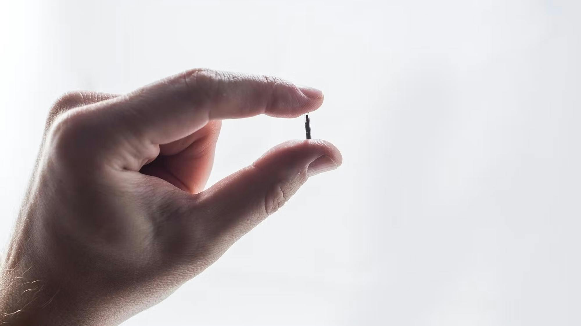 An implant to support reproductive medicine: a game-changer in real-time hormone monitoring