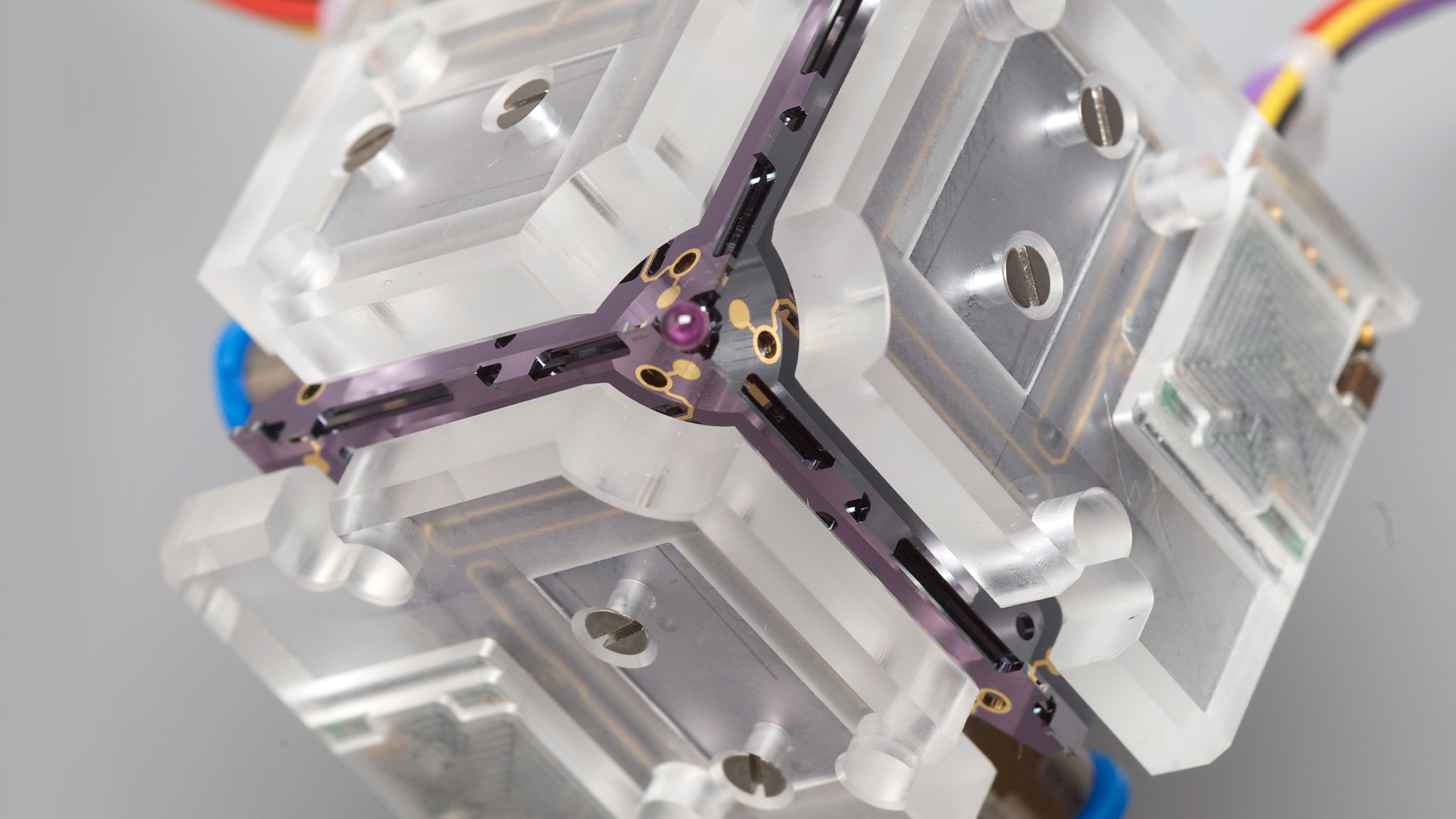 Silicon flexures for the sugar-cube delta robot (31 x 31 x 31 mm)