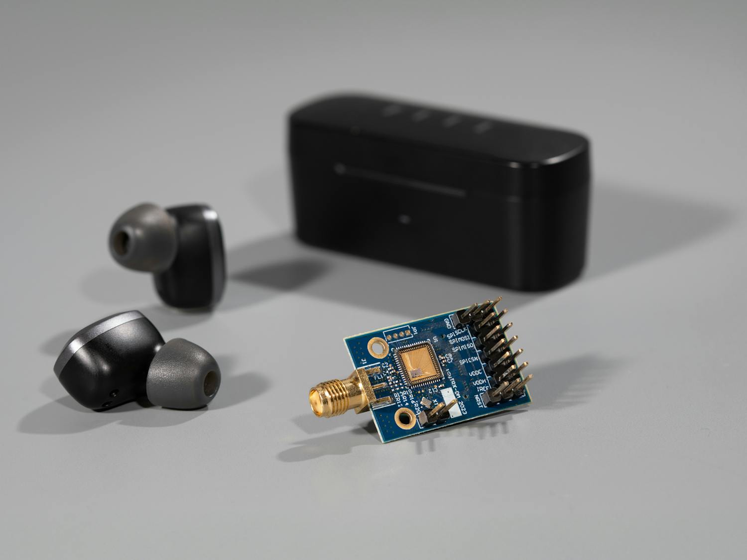 CSEMs icyTRX-DM Bluetooth Transceiver