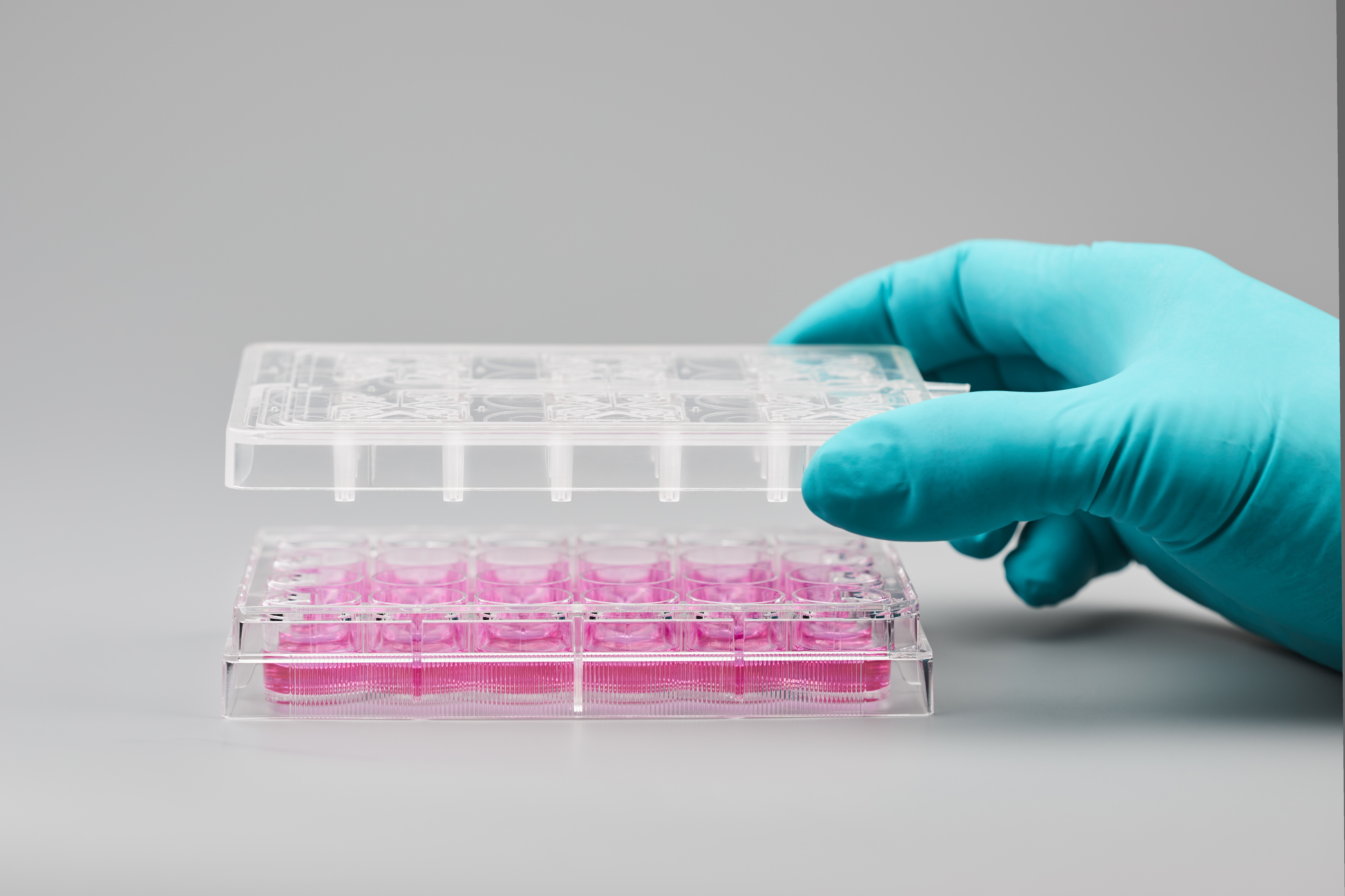 © CSEM - Microfluidics smart lids