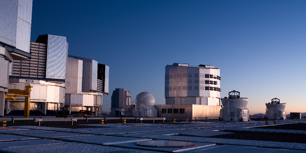 Vlt paranal sales