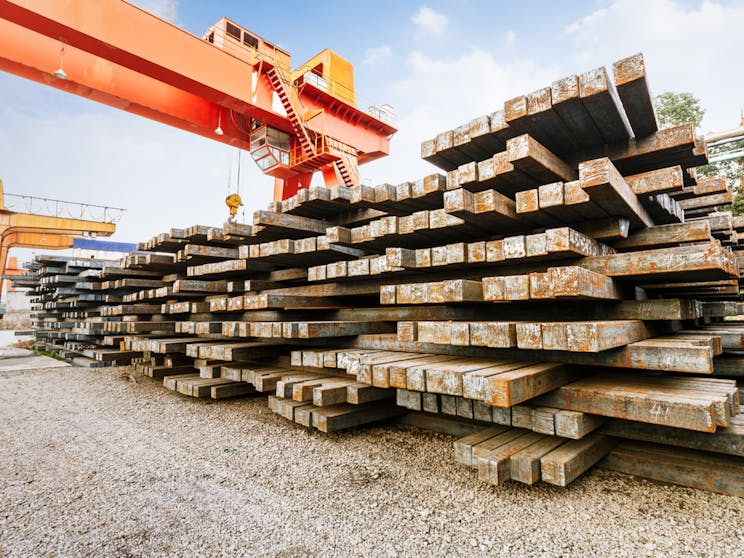 Outdoor stocking of steel billets