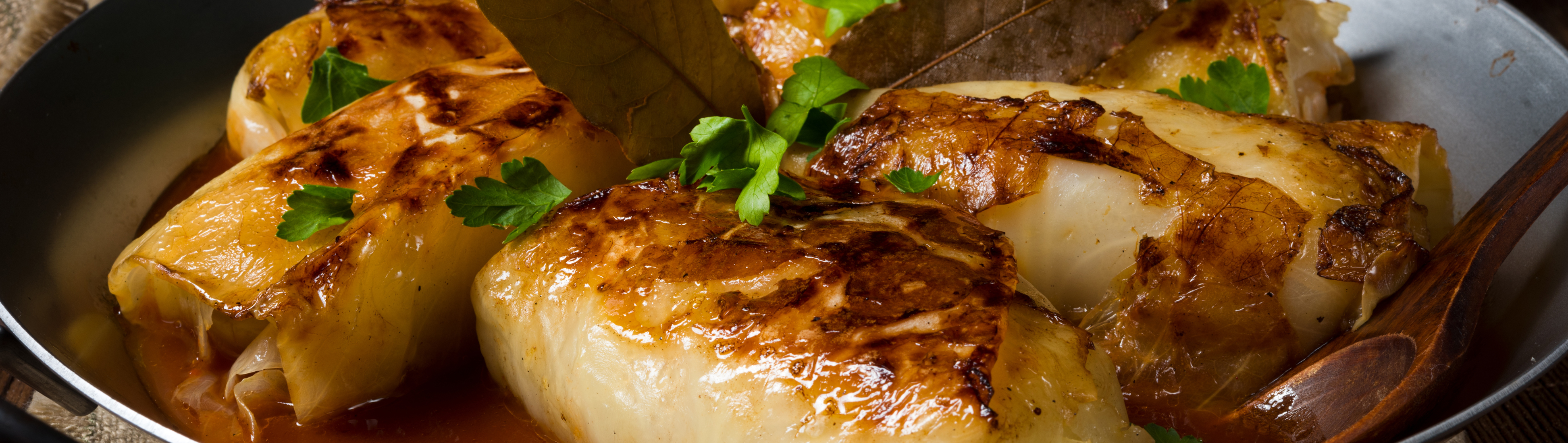 Choux farcis au lard et aux châtaignes