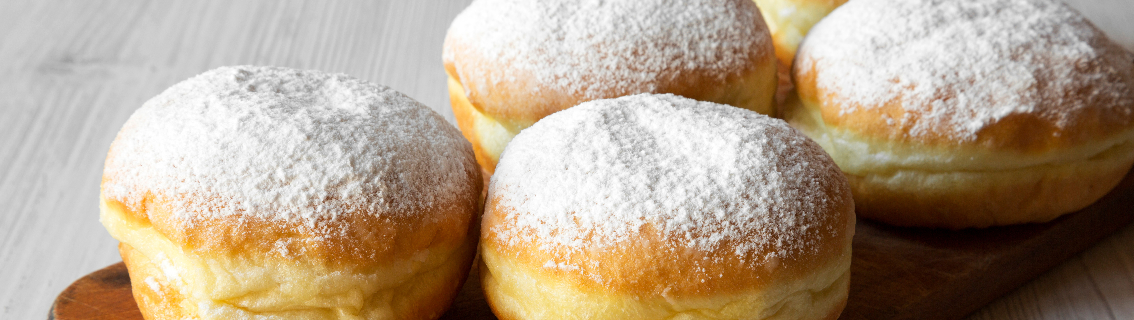 Beignets aux pommes caramélisées